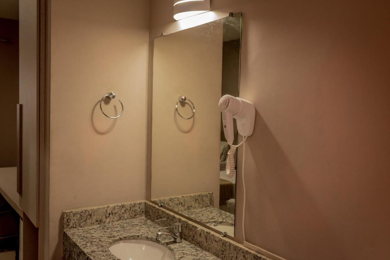 Fenix Hotel Araxá Eksteriør billede